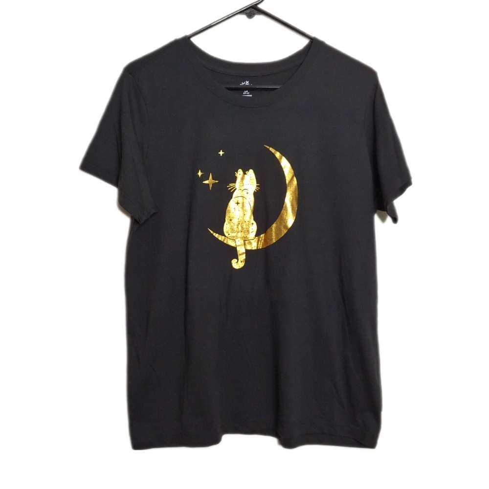 Celebrate Halloween Women's Cat and Moon Black Short Sleeve T-Shirt Size Large